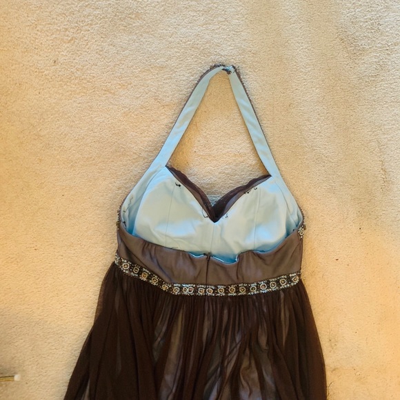 Dress - Picture 6 of 7